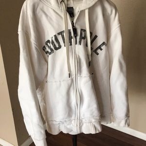 Men’s L Southpole zip up hoodie.